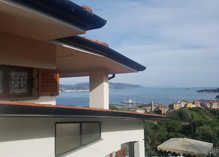 Grazia Willa La Spezia